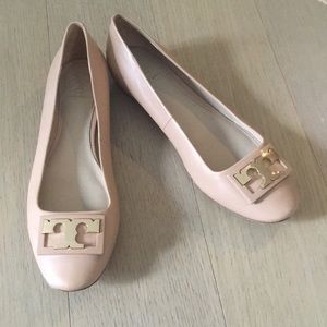 Nude Tory Burch Flats